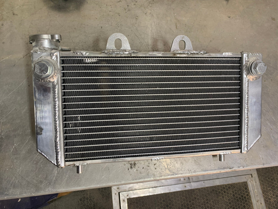 DRR OVERSIZE RADIATOR ALL ALUMINUM DROP IN